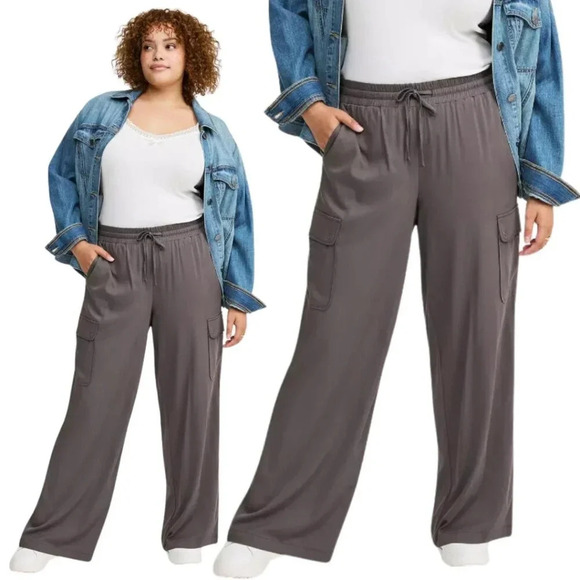 NWOT Torrid Pull-On Wide Leg Stretch Challis Cargo Pant Women's Size 00R Gray - Picture 1 of 13